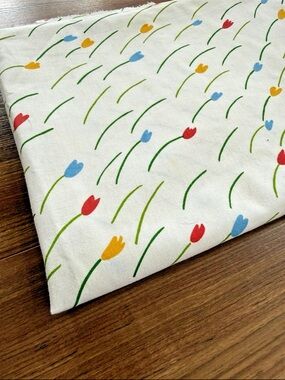 Vintage White Cotton Twill Tulip Print Fabric 39"L x 52" W Primary Colors